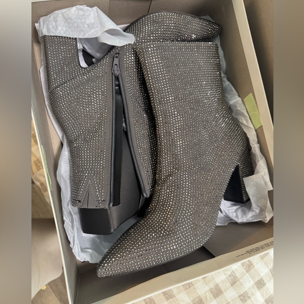 Universal Thread Cassidy Boots